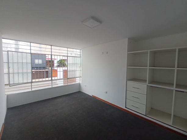 Cuadra 3 Tejada, Barranco, Lima 15049, 7 Habitaciones Habitaciones, ,Casa,En Arriendo,Tejada,1031 Cuadra 3 Tejada, Barranco, Lima 15049, 7 Habitaciones Habitaciones, ,Casa,En Arriendo,Tejada,1031