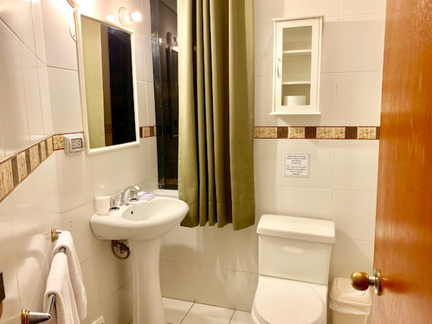 457 - 459 Las Flores, San Isidro, Lima 15073, 17 Habitaciones Habitaciones, ,Casa,En Venta,Casa Bella,Las Flores,1052 457 - 459 Las Flores, San Isidro, Lima 15073, 17 Habitaciones Habitaciones, ,Casa,En Venta,Casa Bella,Las Flores,1052