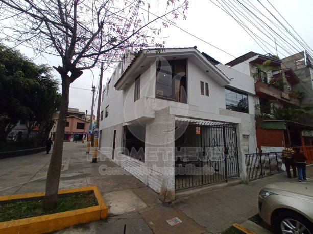 Cuadra 1 Av. Paracas, Ate, Lima 15022, 3 Habitaciones Habitaciones, 0 ,0,Casa,En Venta,Av. Paracas,3,1069 Cuadra 1 Av. Paracas, Ate, Lima 15022, 3 Habitaciones Habitaciones, 0 ,0,Casa,En Venta,Av. Paracas,3,1069